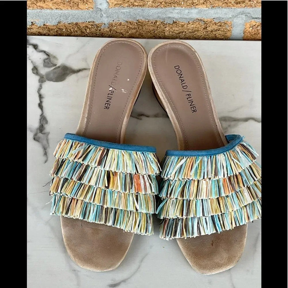 Donald J Pliner Reise2-r Slide Sandal Size 7.5 - Picture 3 of 10